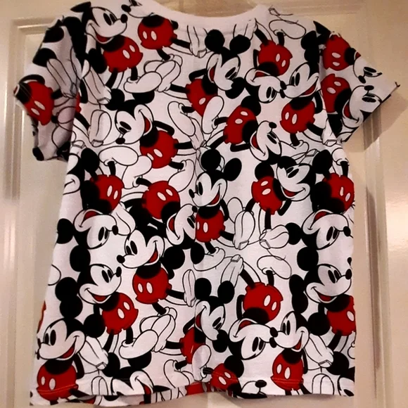 Donating Soon - Disney Mickey Mouse Tee-Shirt - Picture 5 of 6